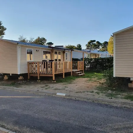 Campsite Mobil - Clim, Tv - Camping '4 Etoiles' - Plage - 014 *